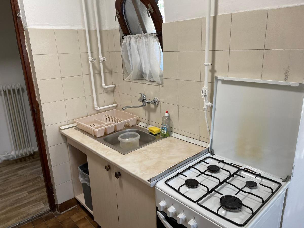 Szimpla Apartman Lägenhet Miskolc Exteriör bild